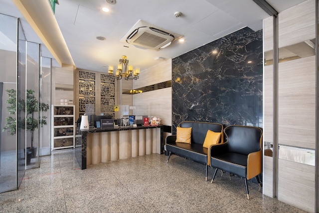 ザ・クエイ・ホテル