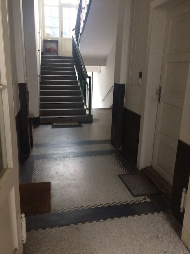 プラハ レンタ アパートメンツ