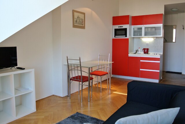 プラハ レンタ アパートメンツ