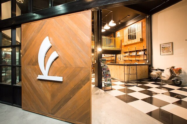 コエンジ ゲスト ハウス & バー チェンマイ