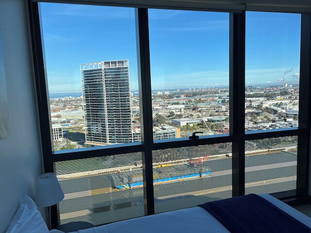 ウィンストン アパートメンツ ドックランズ