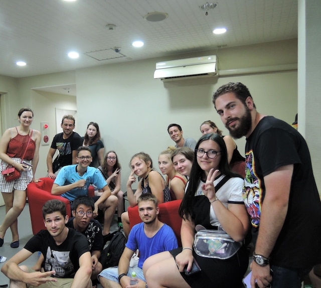 ホテル ラッキー