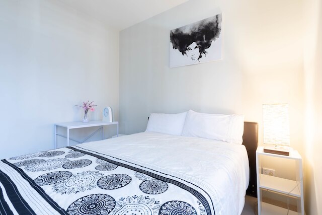 サンシャイン ブティック アパートメンツ コリンズ