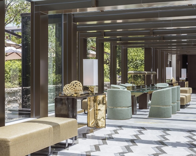 ハイアット セントリック ビクトリア ハーバー 香港 (香港維港凱悅尚萃酒店)