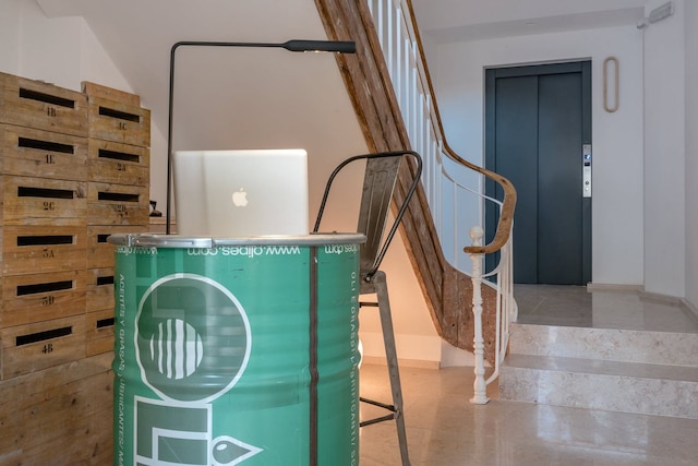 キアド アーティー フラッツ