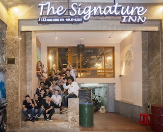 レッドドアーズ ホステル、シグニチャー イン