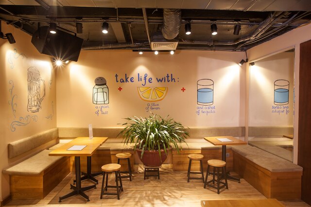 レッドドアーズ ホステル、シグニチャー イン