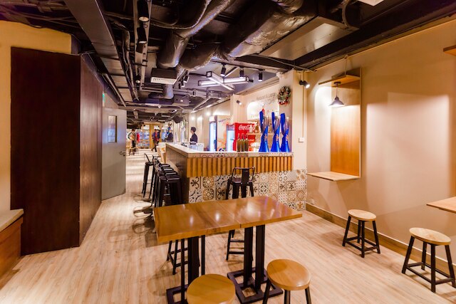 レッドドアーズ ホステル、シグニチャー イン