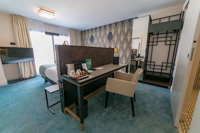 ベストウェスタン ホテル JOURNEL サンローランデュヴァール エアポート