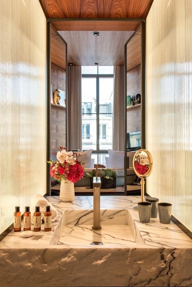 ブランチ パリス - イヴォーク コレクション