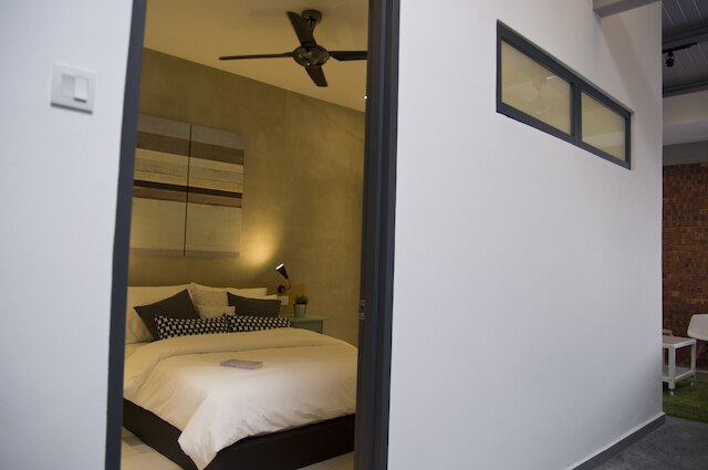 ロロン ワン マラッカ