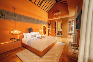 サナ ヴィー  ヴィラ  スミニャック バイ イニI ヴィー ホスピタリティ