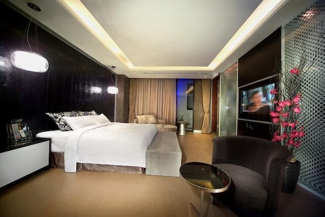 イエンジン モーテル