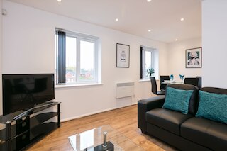 ブルーストーン アパートメンツ リバーサイド