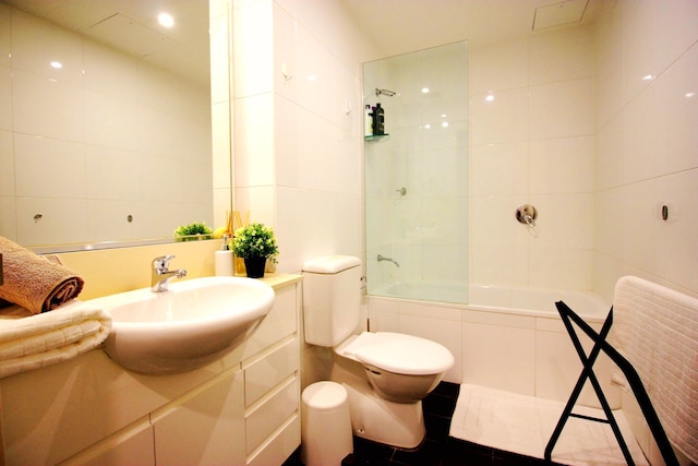 スペーシャス アパートメント セントラル ロケーション