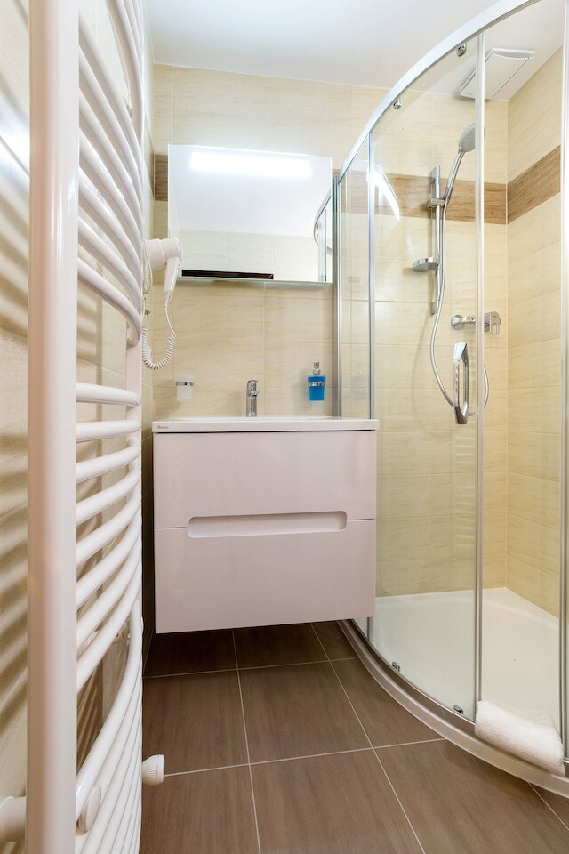 ウビトバニ ザーメツケ スホディ