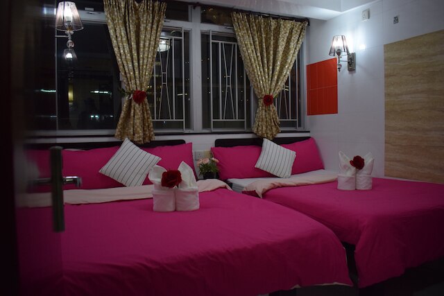 マニラ ラウンジ (瑪妮拉旅館)