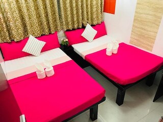 ウッドストック ホステル