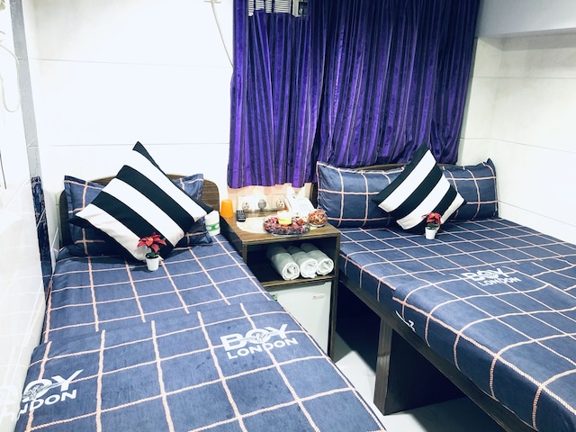 プレミアム ラウンジ