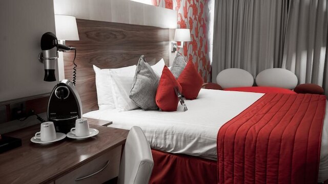 トラベラーズ ホステル