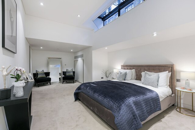 アーバン シック - チルターン アンド ベーカー