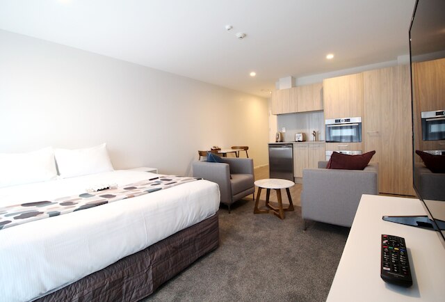 ファーンズ モーテル & アパートメンツ バーケンヘッド