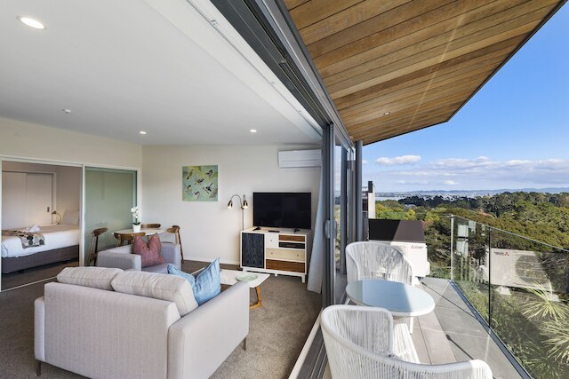 ファーンズ モーテル & アパートメンツ バーケンヘッド