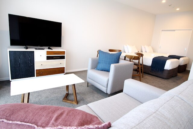 ファーンズ モーテル & アパートメンツ バーケンヘッド