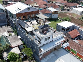 バトゥケ タウン ヴィラ