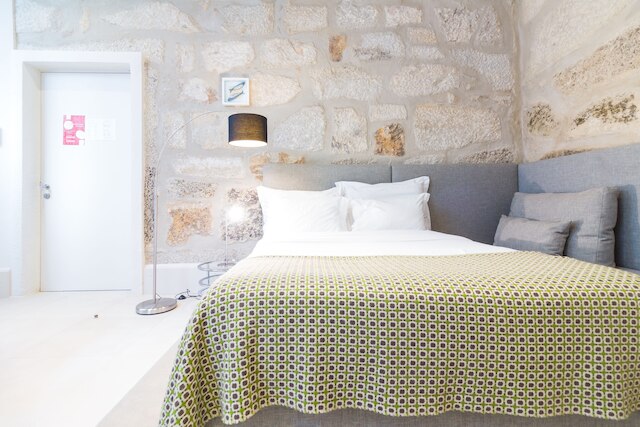 オポルト ニア アパートメンツ