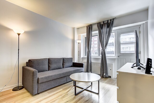 デスティネーション スティズ マッギルプラザ ダウンタウン MTL