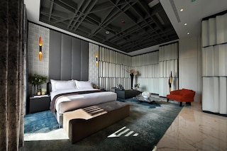 イース モーテル 台中