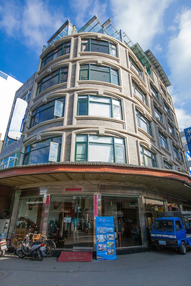 シュイアン レイクサイド ホテル