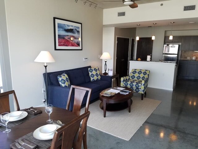 オークウッド アット アムリ オン セカンド