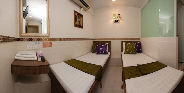 J2 ゲスト ハウス