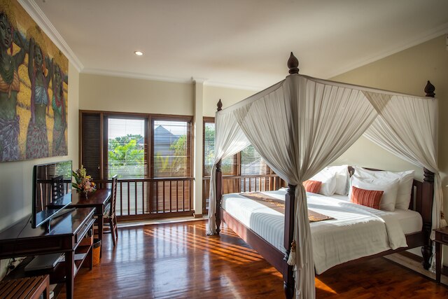 ヴィラ サフロン セミニャック バリ