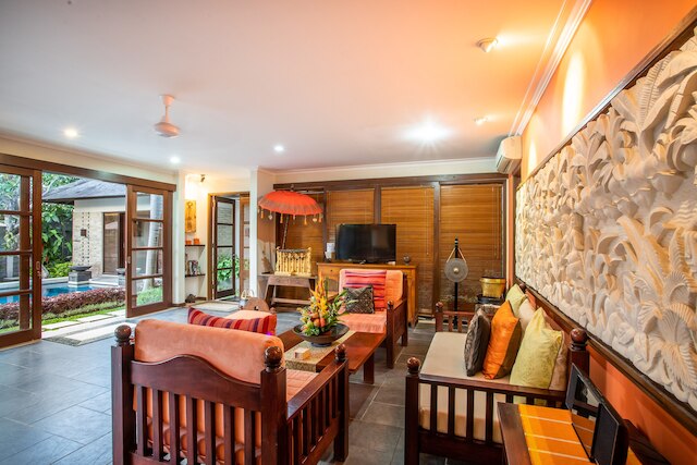 ヴィラ サフロン セミニャック バリ