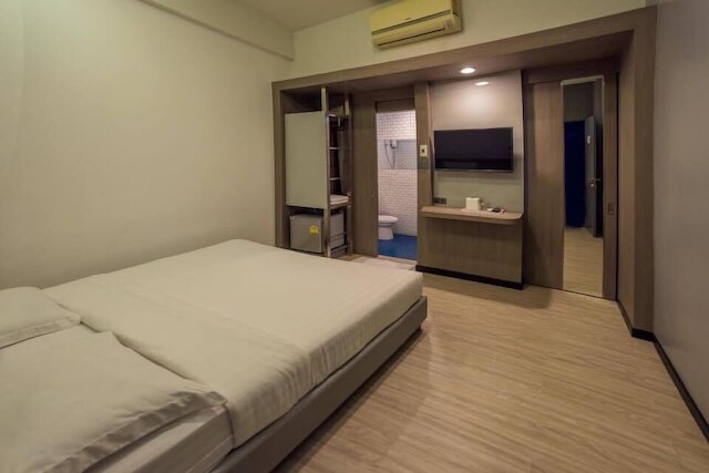 フューチャー プレイス マンション ウボン