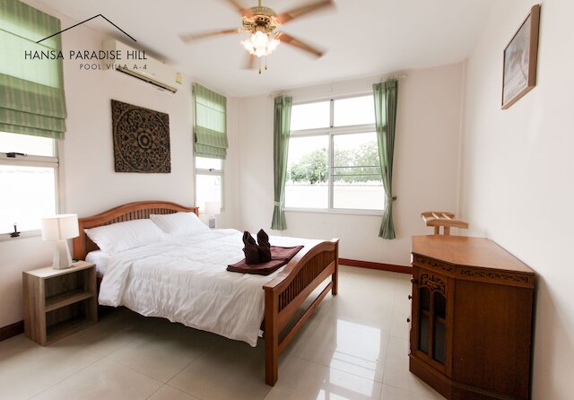 ハンザ パラダイス ヒル プール ヴィラ