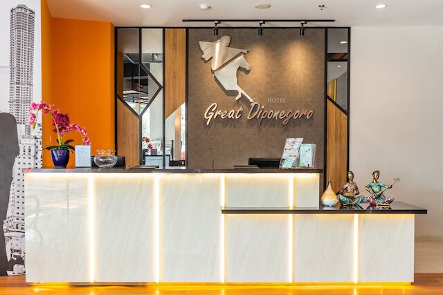 グレート ディポネゴロ ホテル スラバヤ