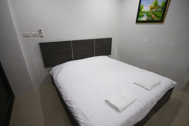 スチャダ パレス