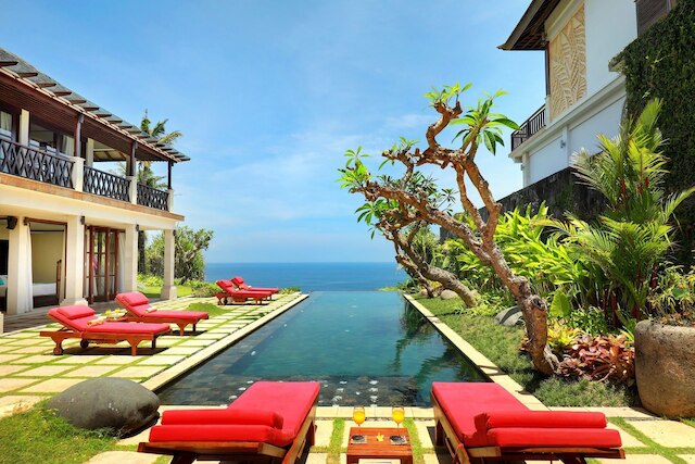 ザ クリフ ホットマン パリ VI パンダワ