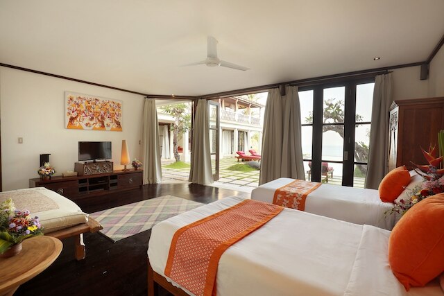 ザ クリフ ホットマン パリ VI パンダワ