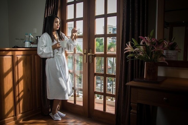 ホテル シュウェ イエ