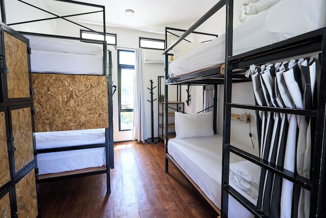 シャーロフト ホーム & ホステル