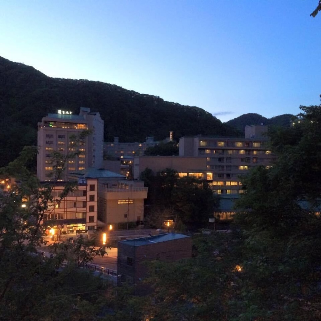 6.厨翠山