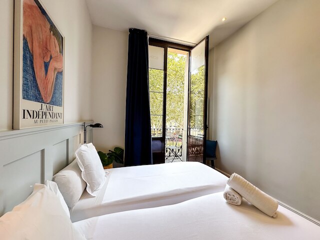 ソム ニット ボーン