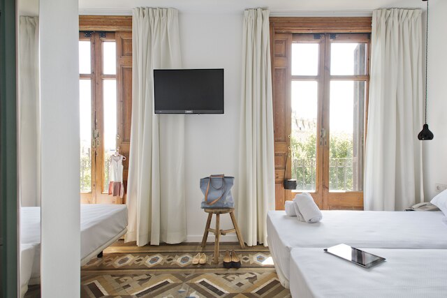 ソム ニット トリオンフ