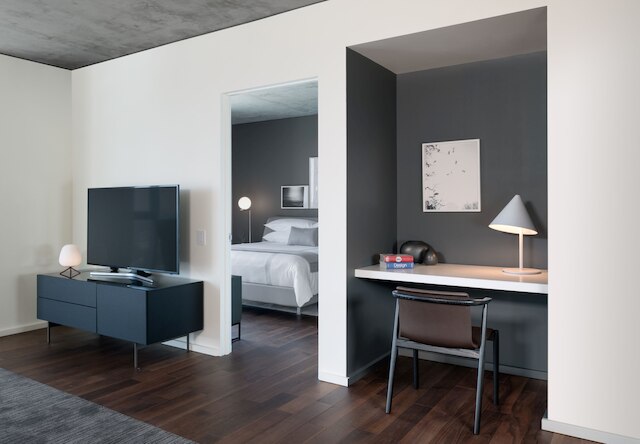 AKA ウエスト ハリウッド