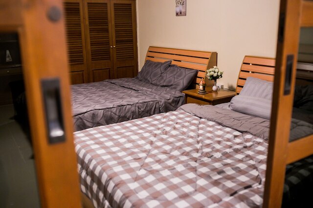 ボブズ タイ BNB's